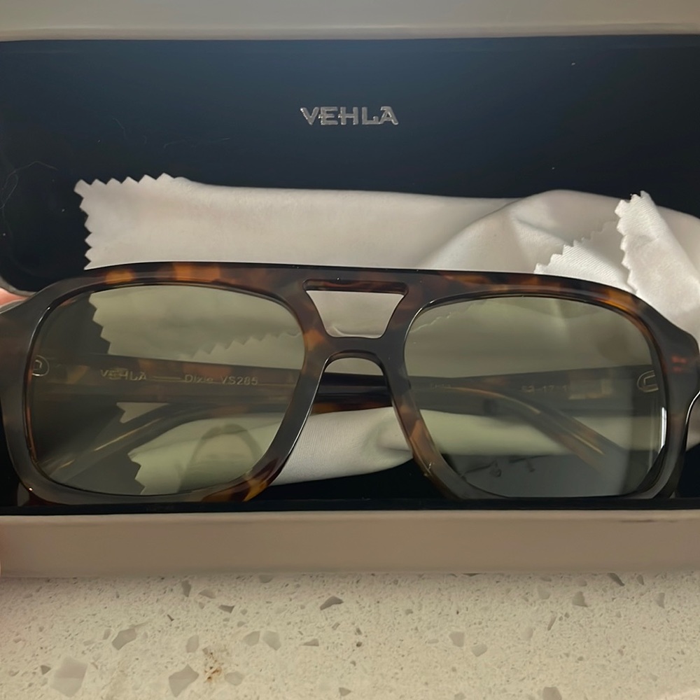 Vehla dixie sunglasses